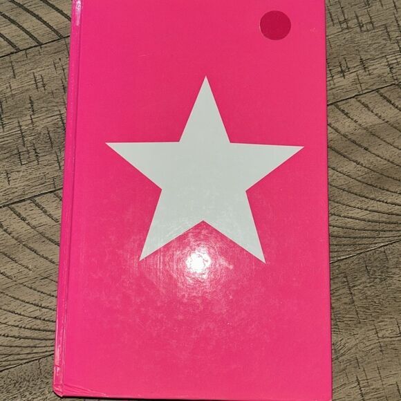 Star⭐️by PamAnderson Great beach 🏖️ read! Copyright ©️ 2004 - Picture 9 of 10